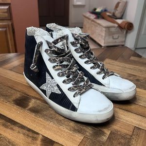 Black corduroy Francy with zip closure golden goose size 38/womens 8